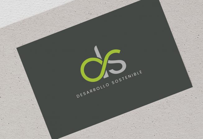 Tarjeta DS Desarrollo Sostenible. Adaptación del logotipo.